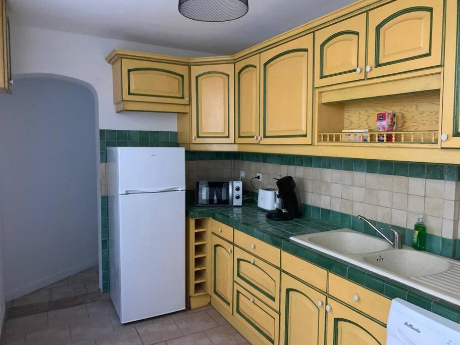 Appartement Avec Cours Gien Zewnętrze zdjęcie